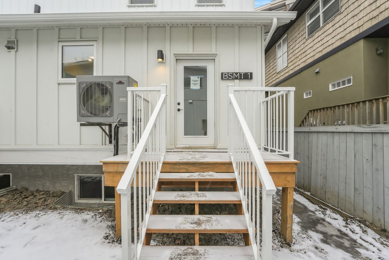 10232 140 Street Northwest - Photo 22