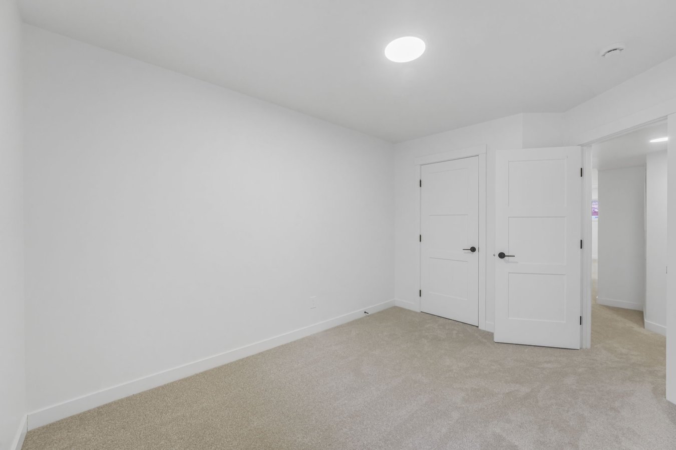 10232 140 Street Northwest - Photo 14