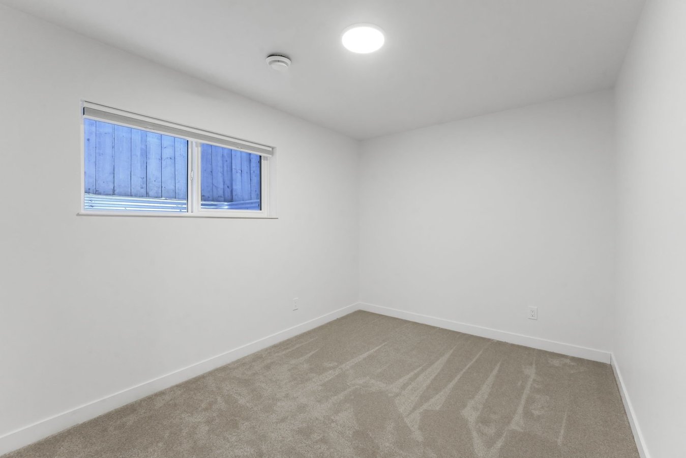 10232 140 Street Northwest - Photo 15