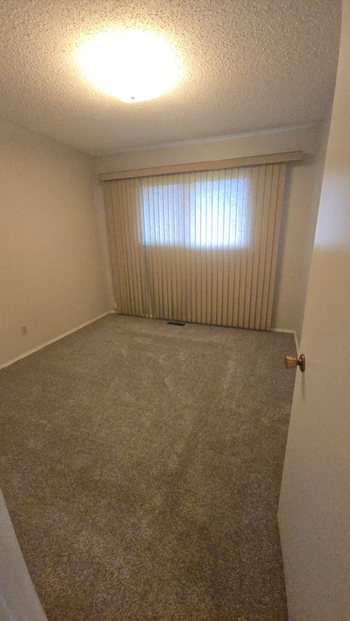 3135 67 Street Northwest - Photo 10