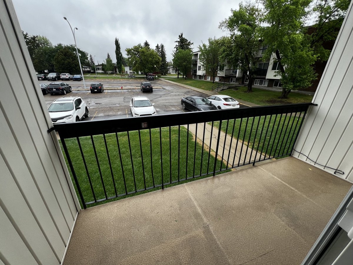 11465 41 Avenue Northwest - Photo 3