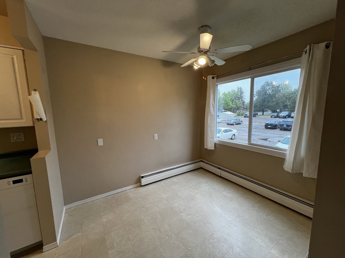 11465 41 Avenue Northwest - Photo 4