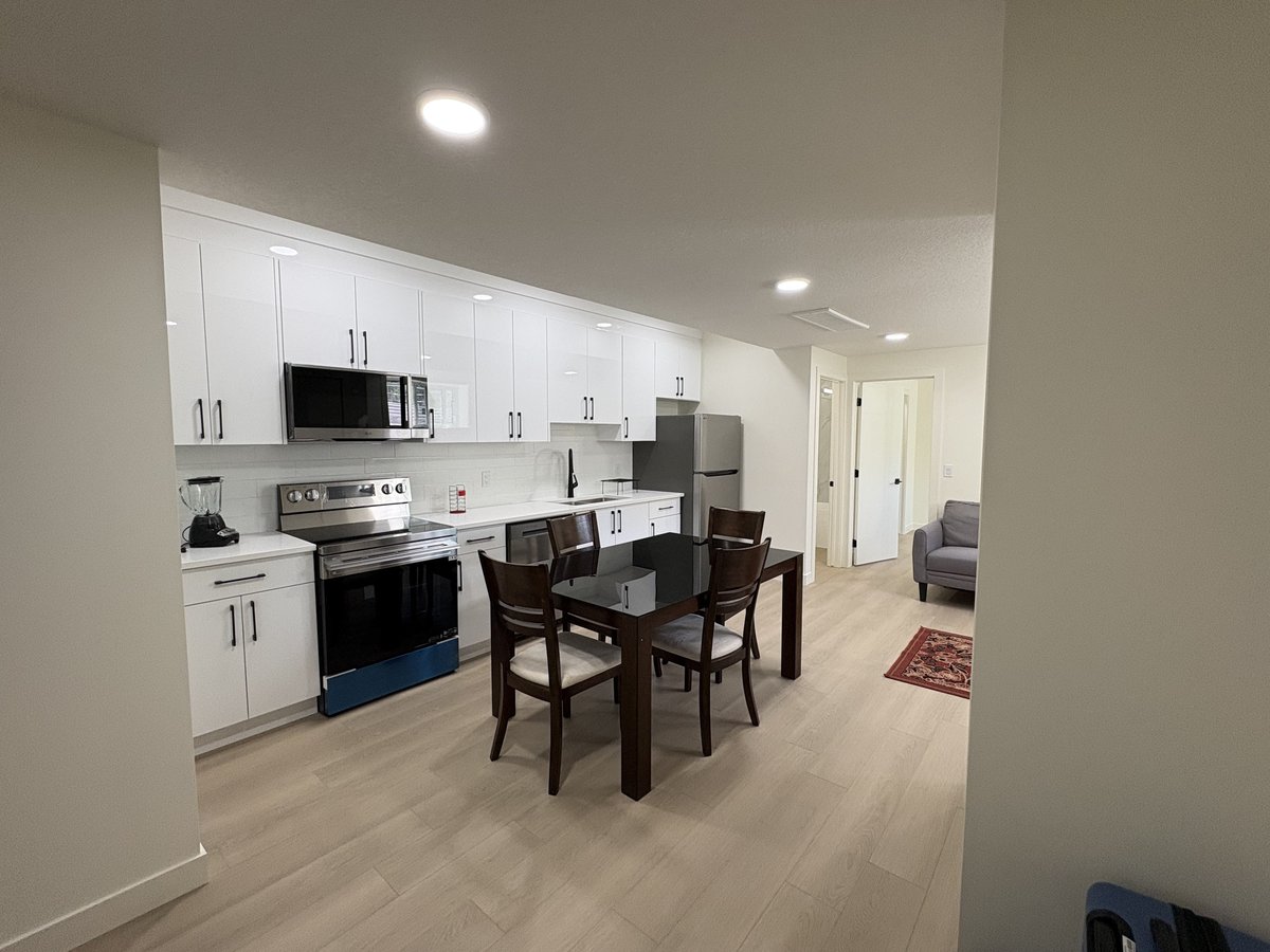 10725 70 Avenue Northwest - Photo 3