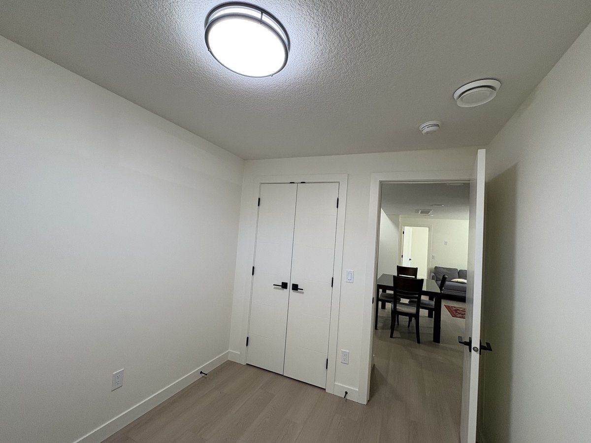 10725 70 Avenue Northwest - Photo 6