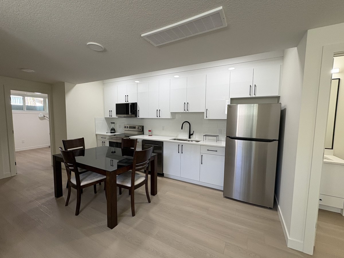10725 70 Avenue Northwest - Photo 13