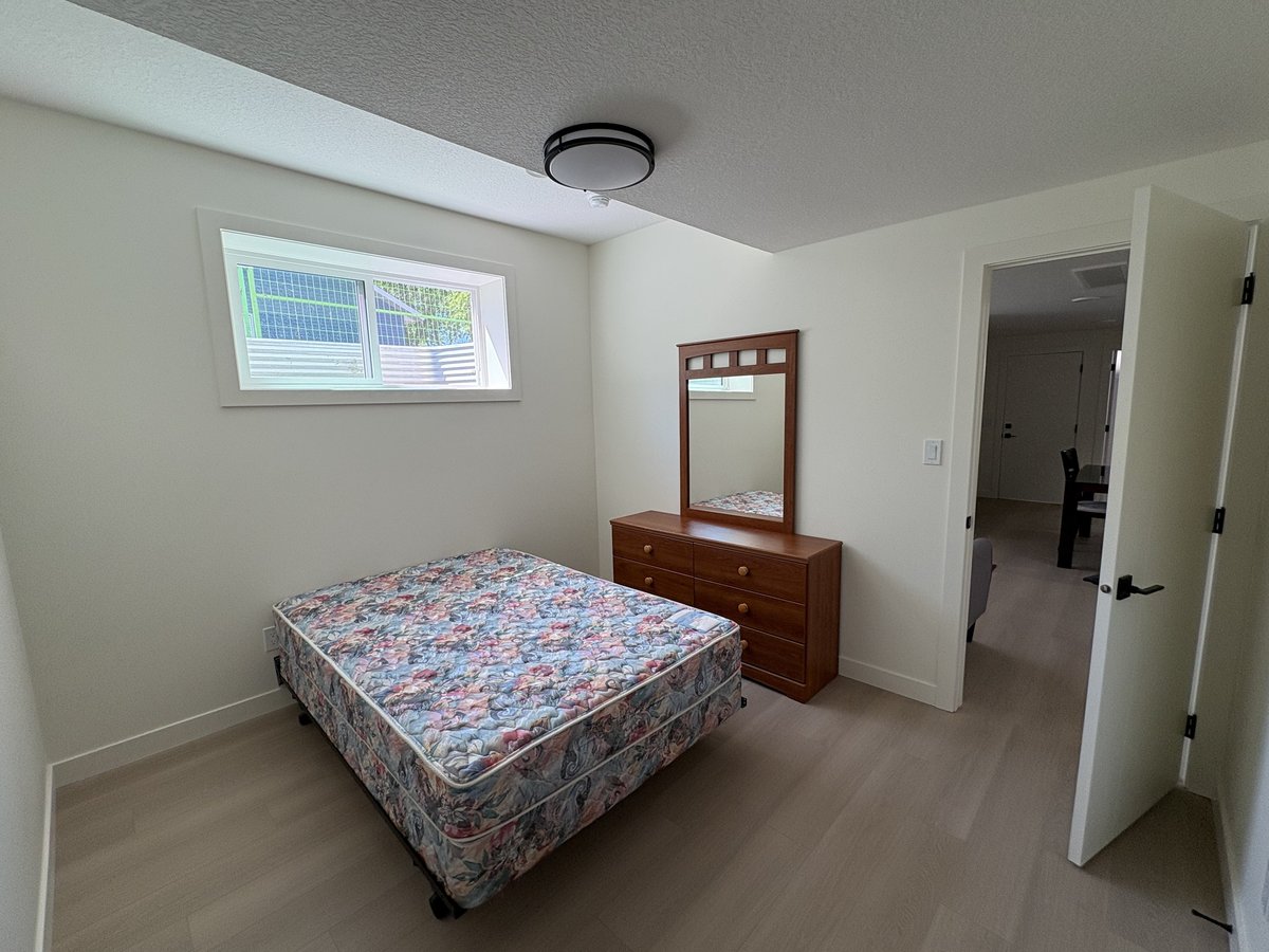 10725 70 Avenue Northwest - Photo 21