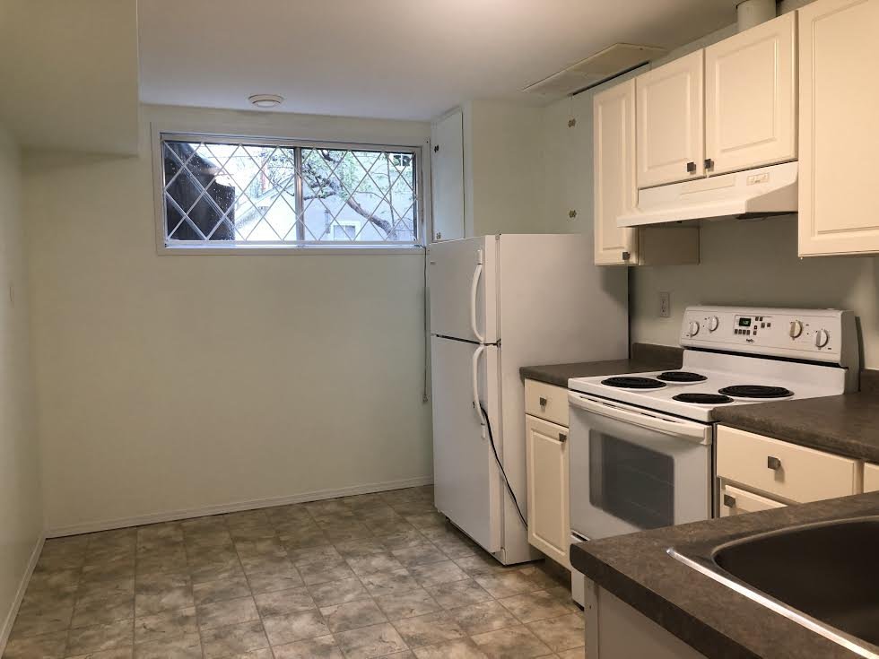 8114 83 Avenue Northwest - Photo 2