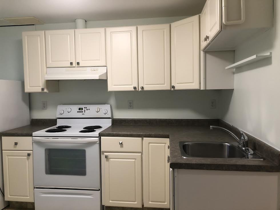 8114 83 Avenue Northwest - Photo 3
