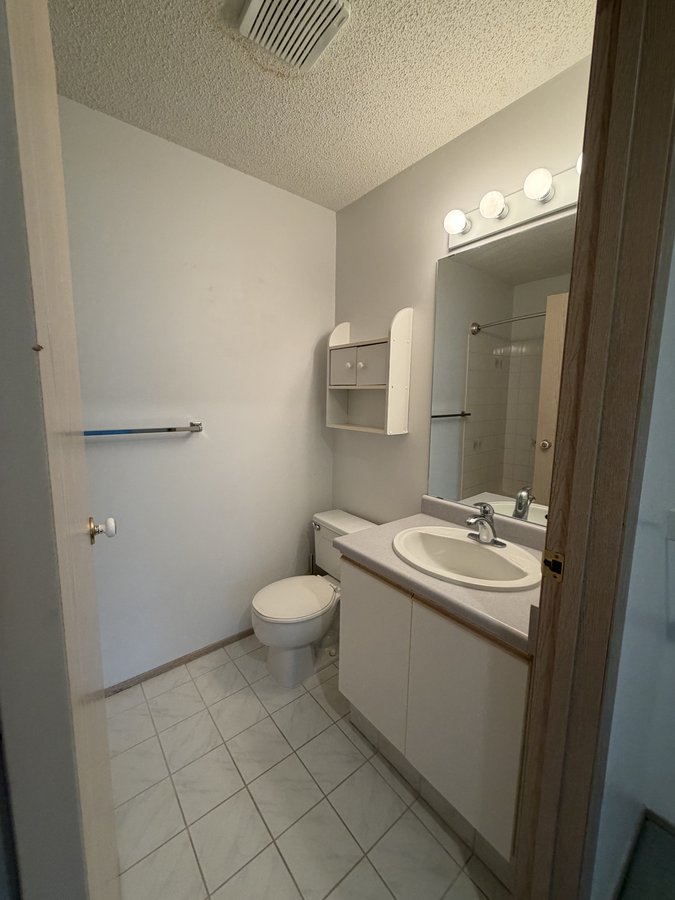 10636 120 Street Northwest - Photo 9