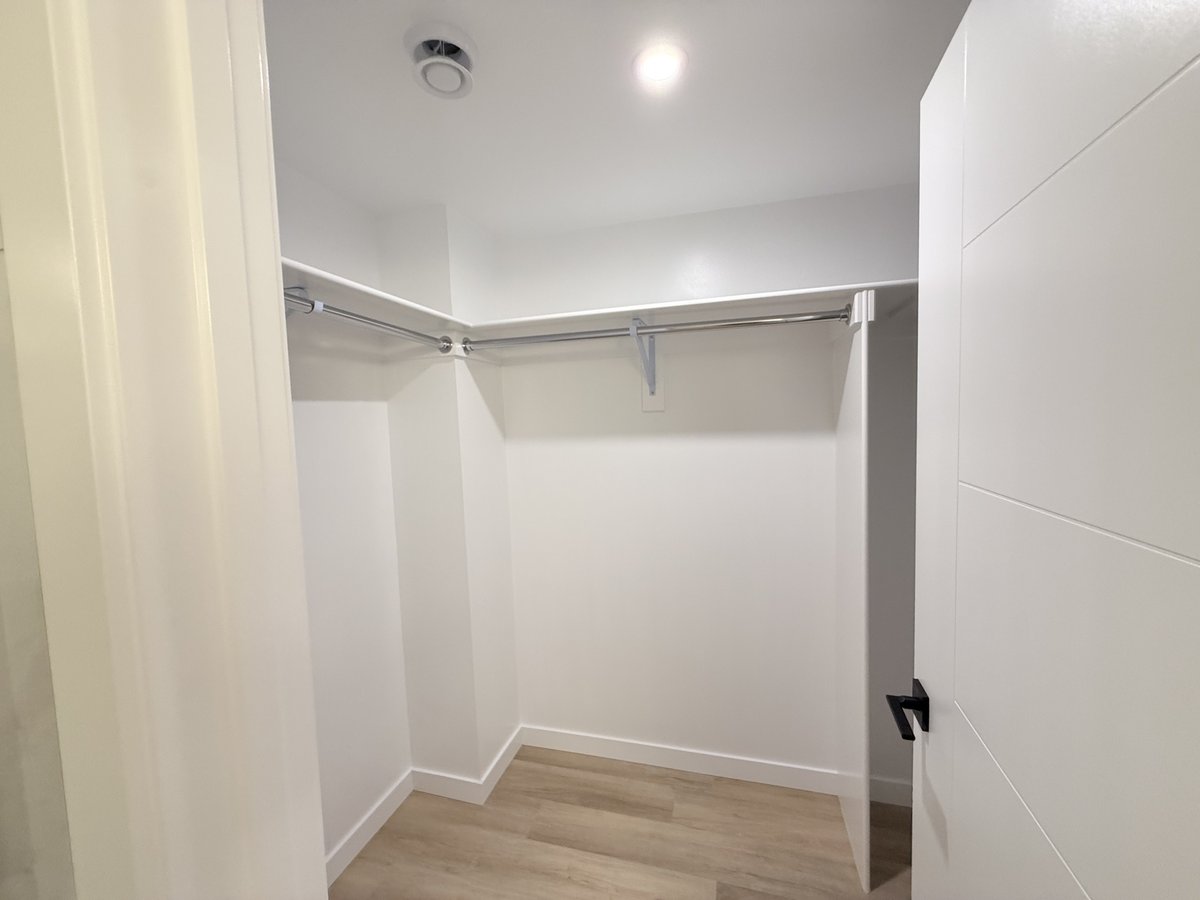 14104 21 Street Northwest - Photo 23