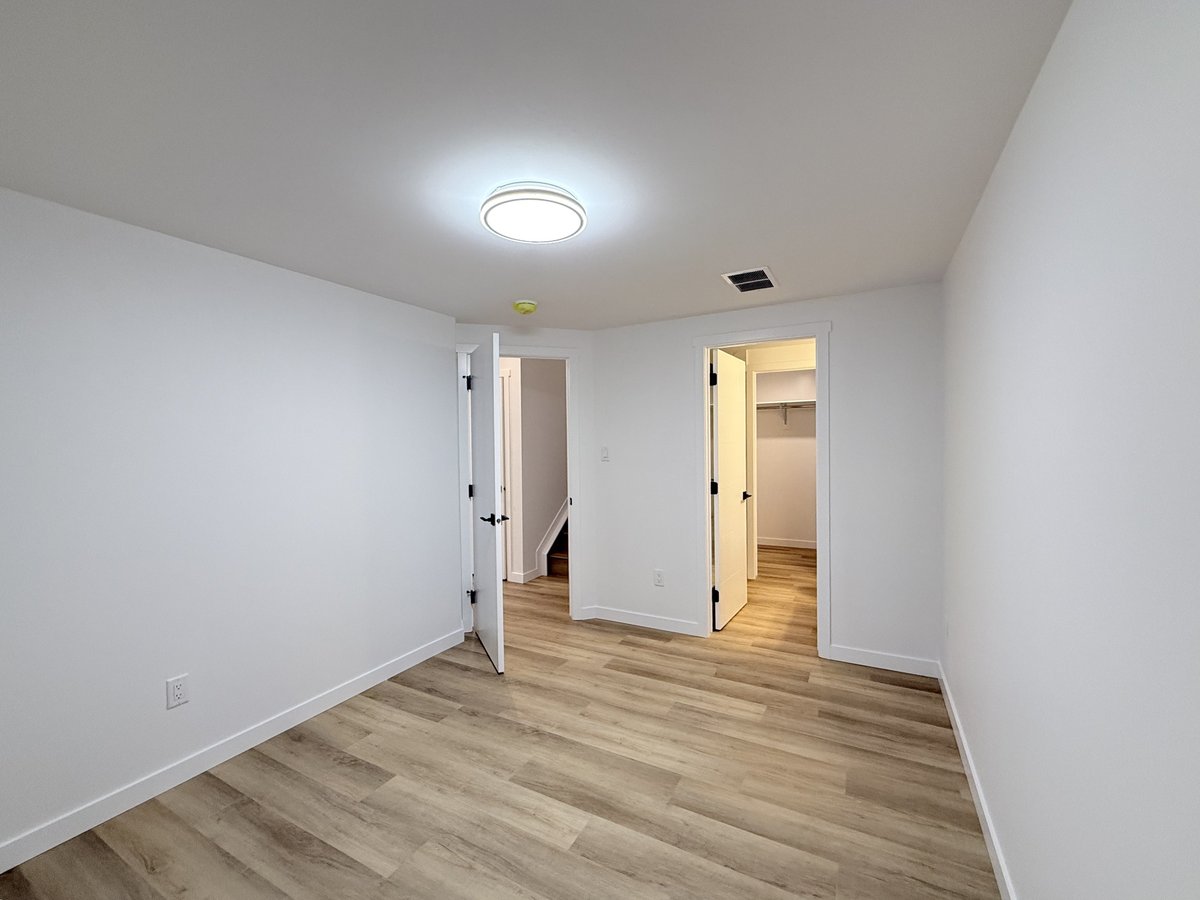 14104 21 Street Northwest - Photo 21