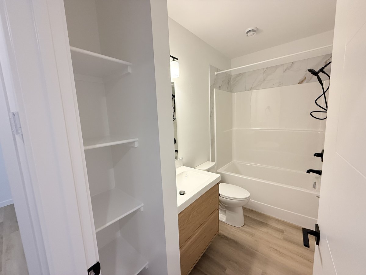 14104 21 Street Northwest - Photo 17