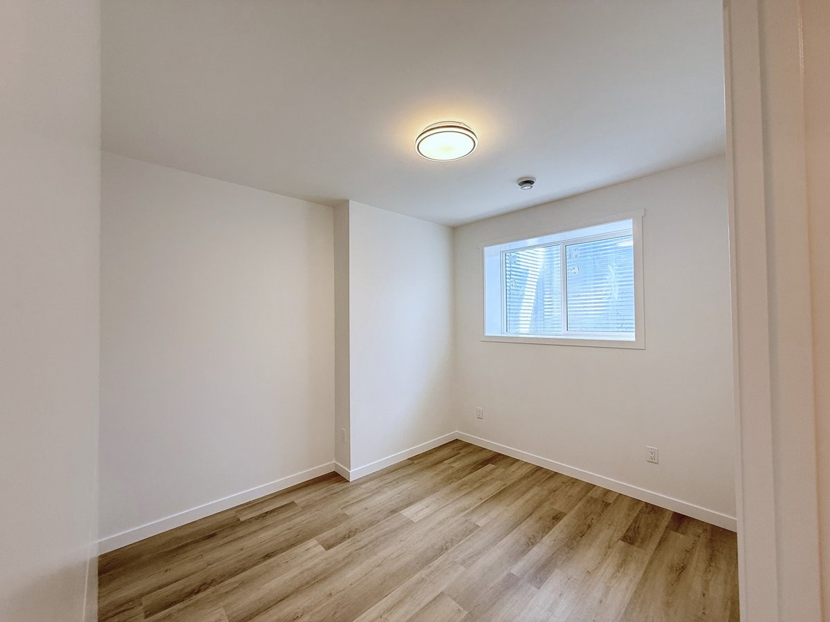 14104 21 Street Northwest - Photo 16