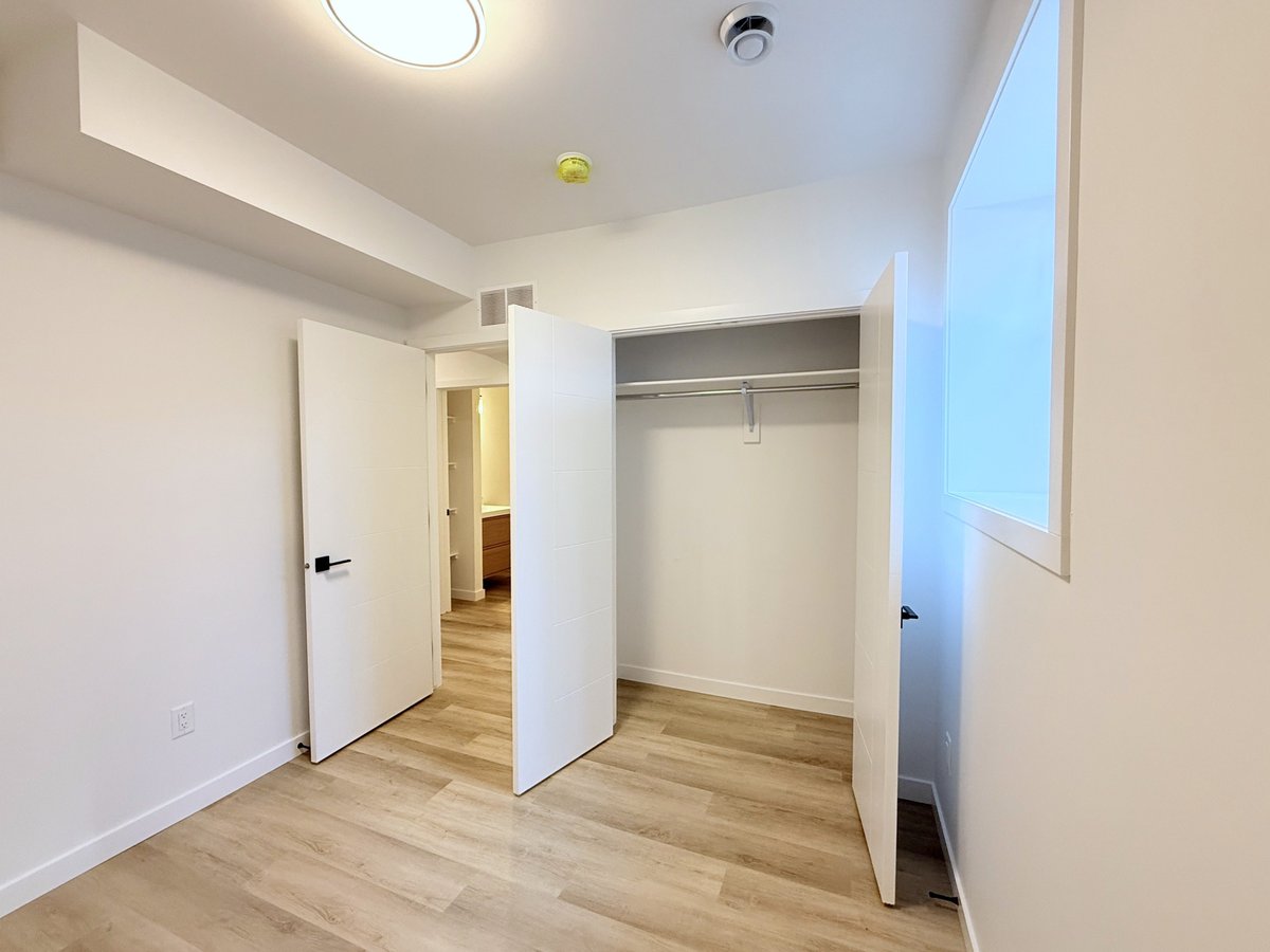 14104 21 Street Northwest - Photo 15