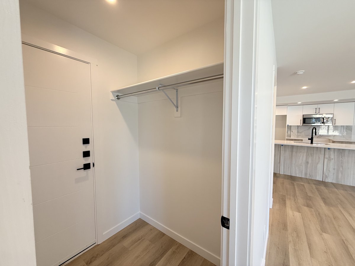 14104 21 Street Northwest - Photo 4
