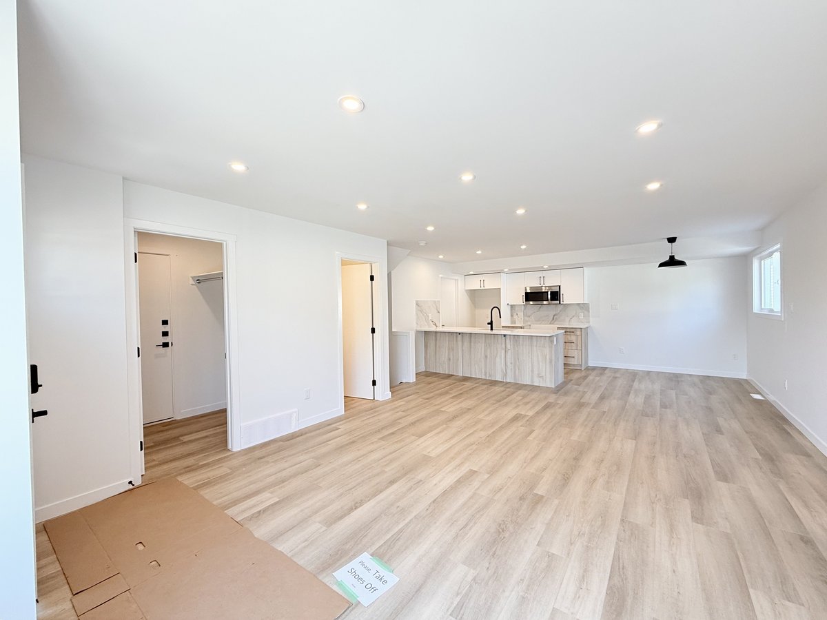 14104 21 Street Northwest - Photo 3
