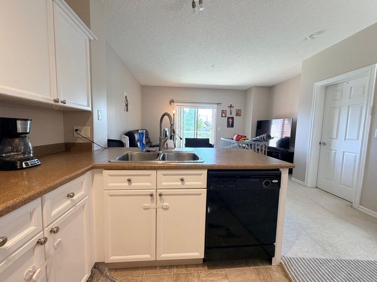 226 Macewan Road - Photo 3
