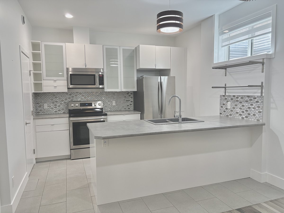 10817 123 Street Northwest - Photo 9
