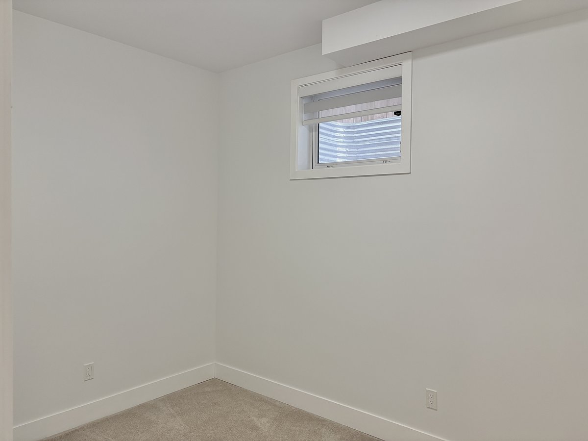 10817 123 Street Northwest - Photo 6