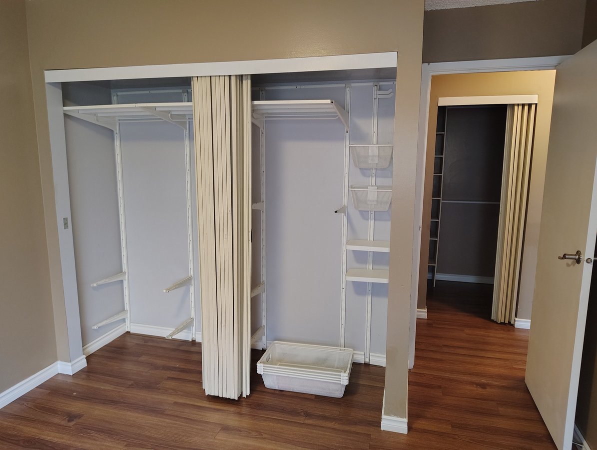 11255 31 Avenue Northwest - Photo 2