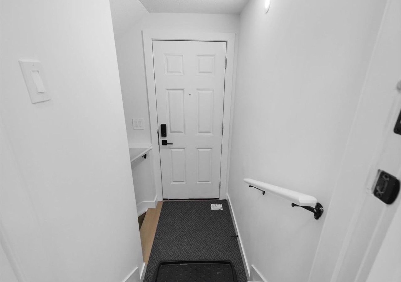 16252 19 Avenue Southwest - Photo 32