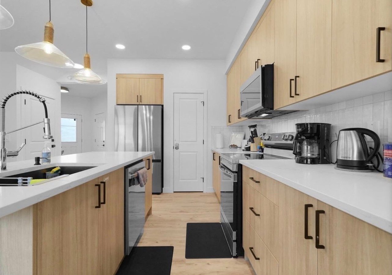 16252 19 Avenue Southwest - Photo 11