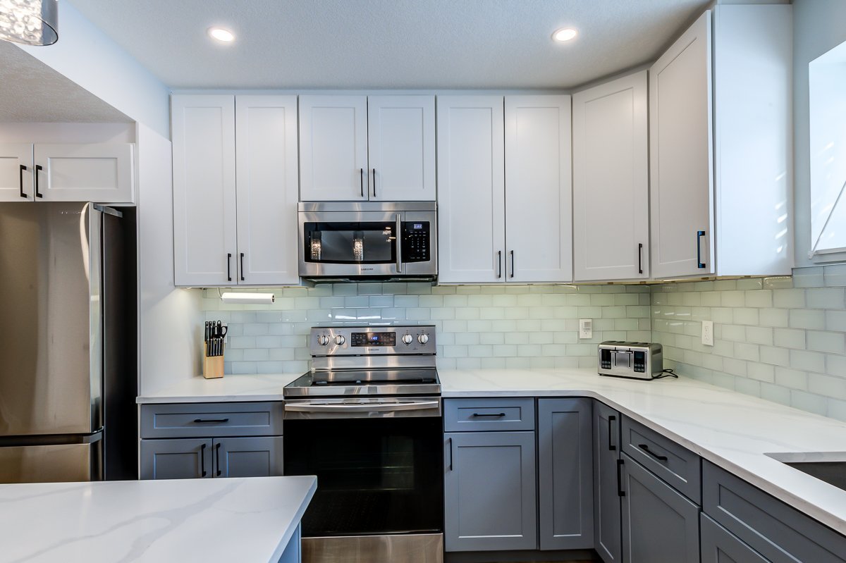 703 Decoteau Way Northwest - Photo 2