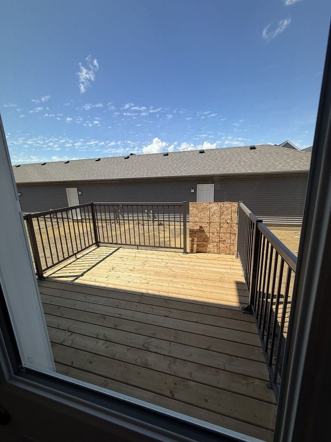 180 Chappelle Drive Southwest - Photo 3
