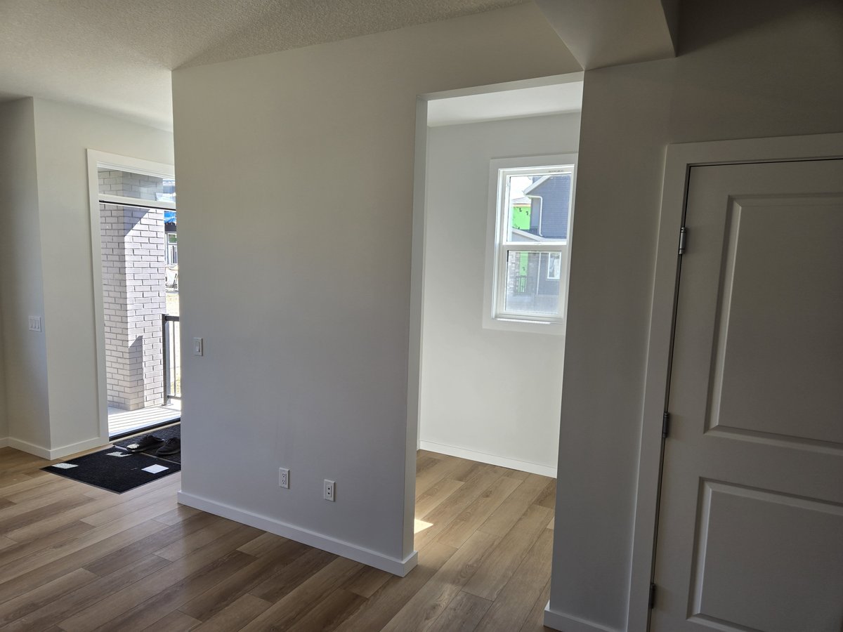 21203 25 Avenue Northwest - Photo 3