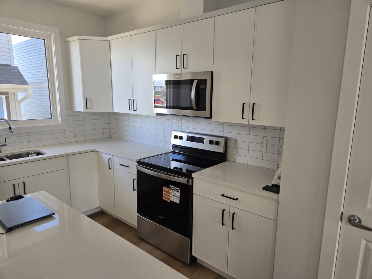 21203 25 Avenue Northwest - Photo 6
