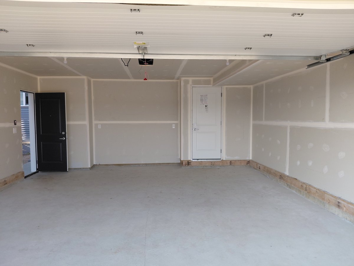 21203 25 Avenue Northwest - Photo 32