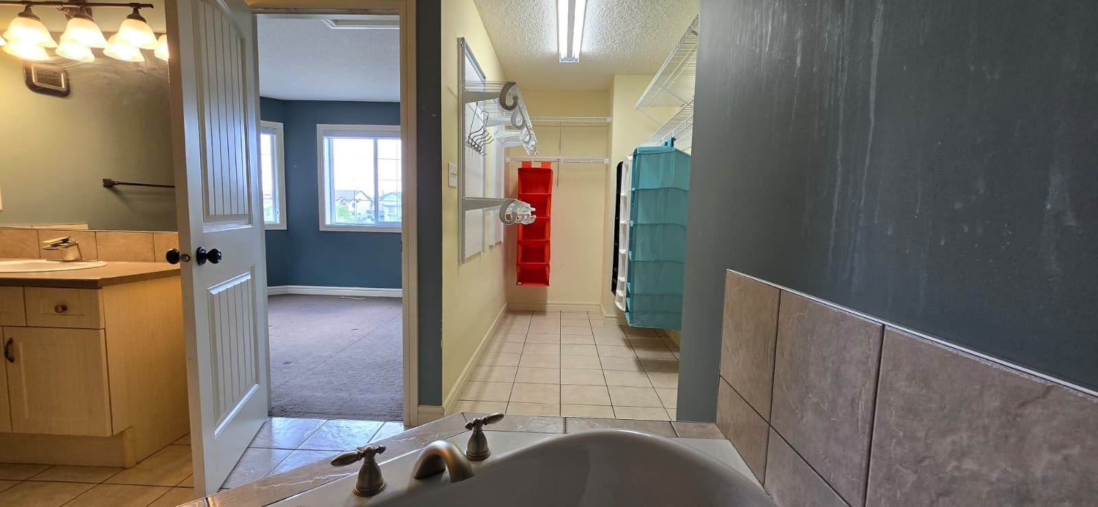 8423 6 Avenue Southwest - Photo 20