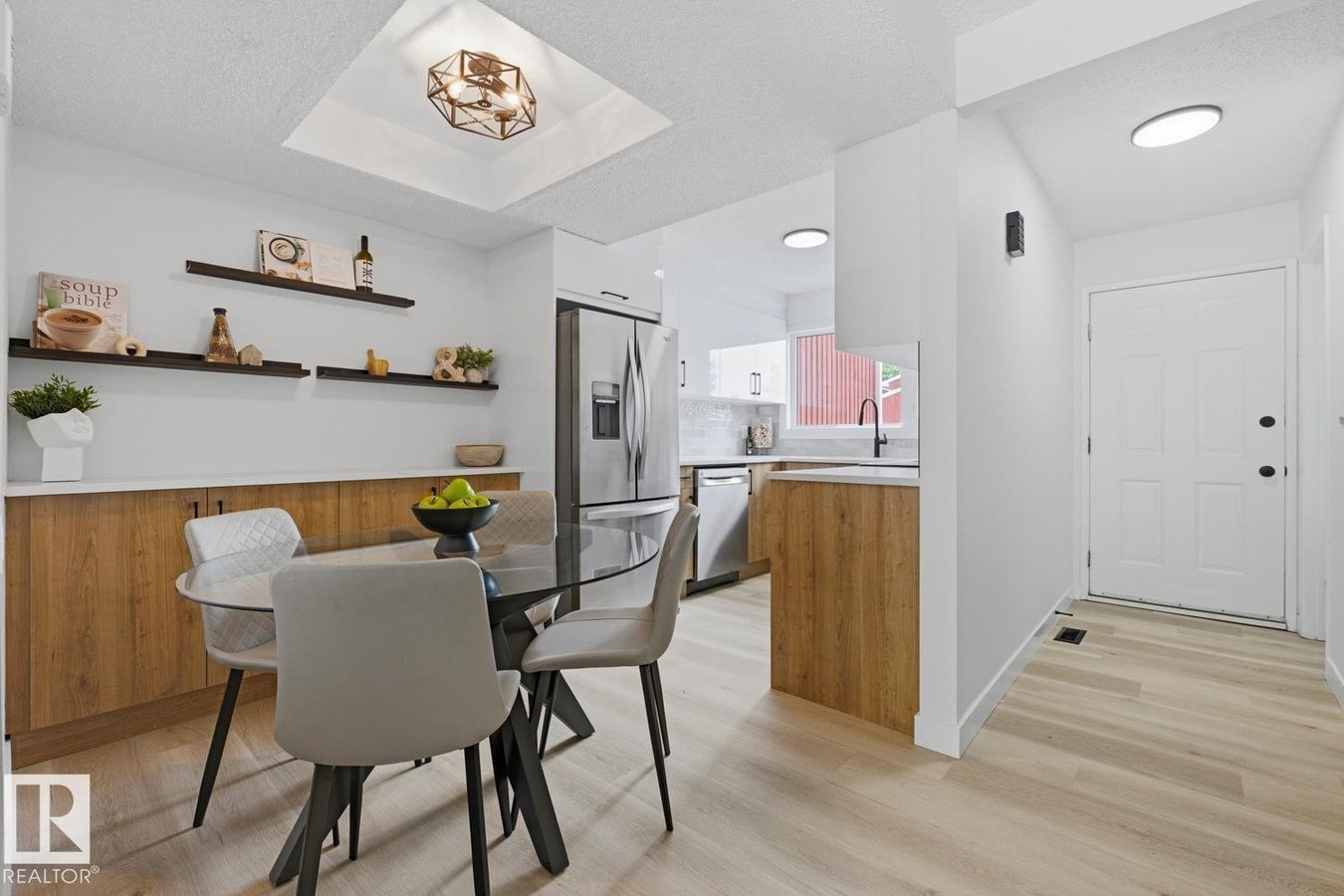 10684 Beaumaris Road Northwest - Photo 7