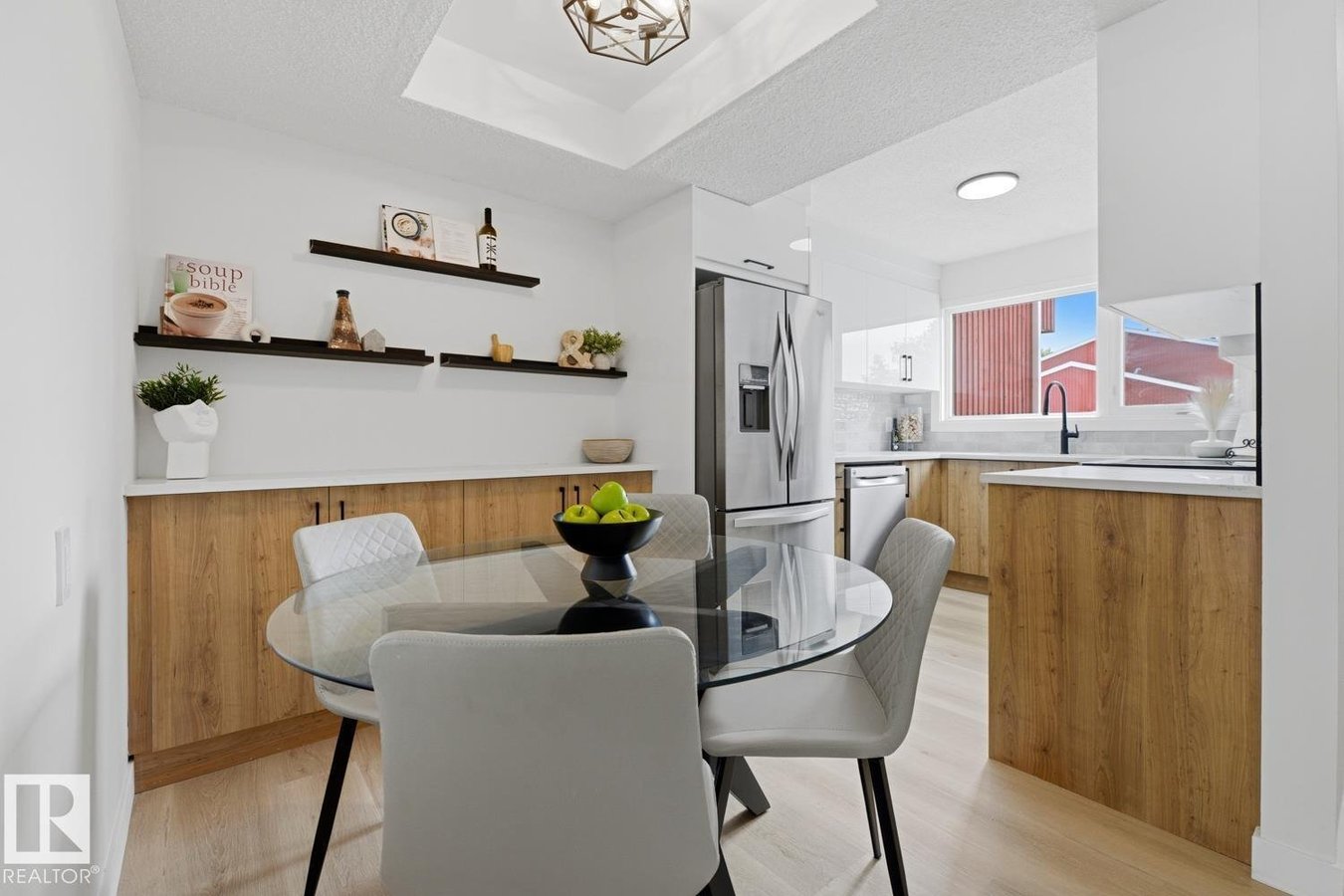10684 Beaumaris Road Northwest - Photo 8