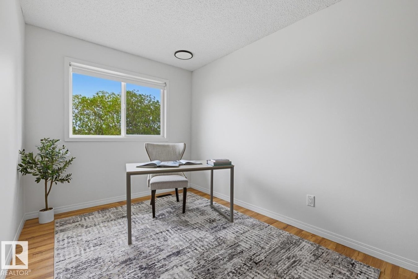 10684 Beaumaris Road Northwest - Photo 18