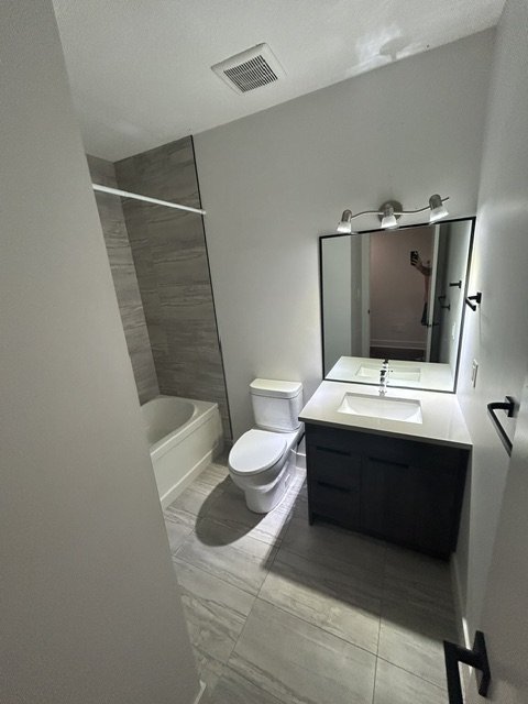 8405 77 Street Northwest - Photo 6