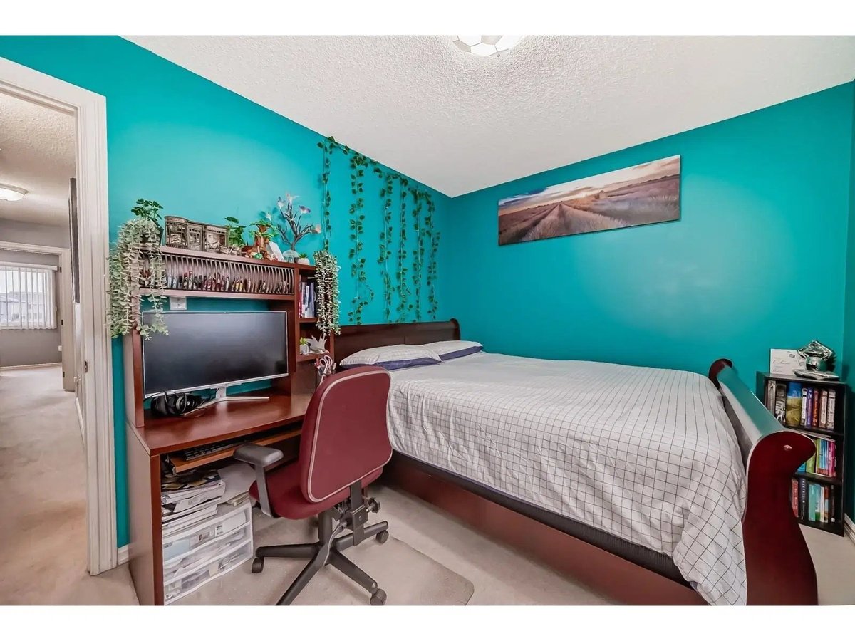 8920 213 Street Northwest - Photo 13