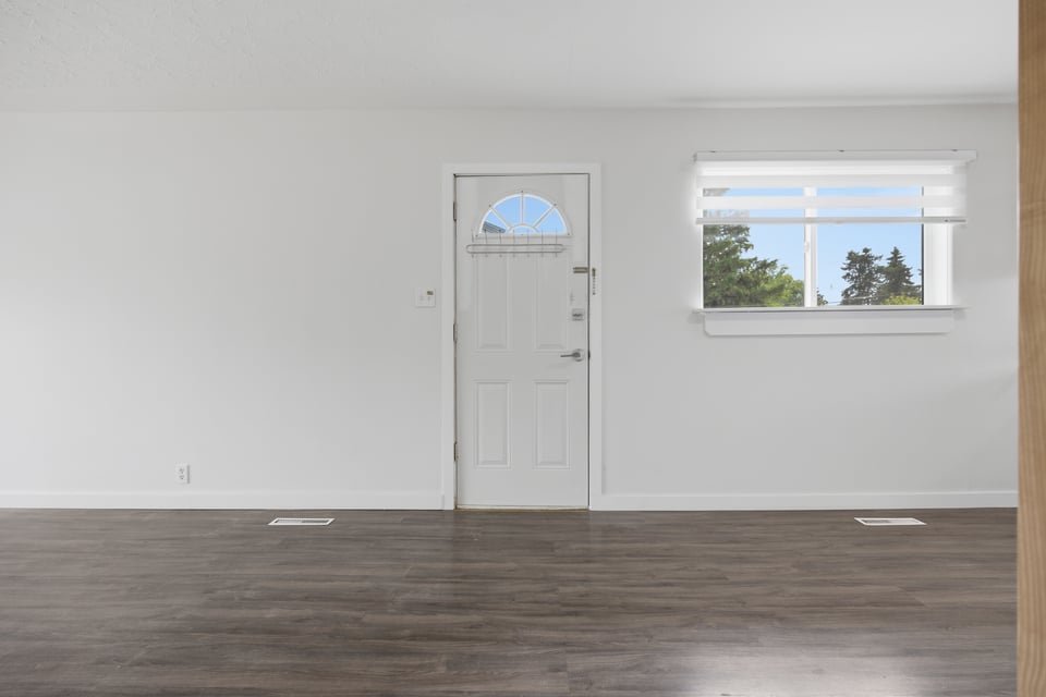 9948 163 Street Northwest - Photo 5