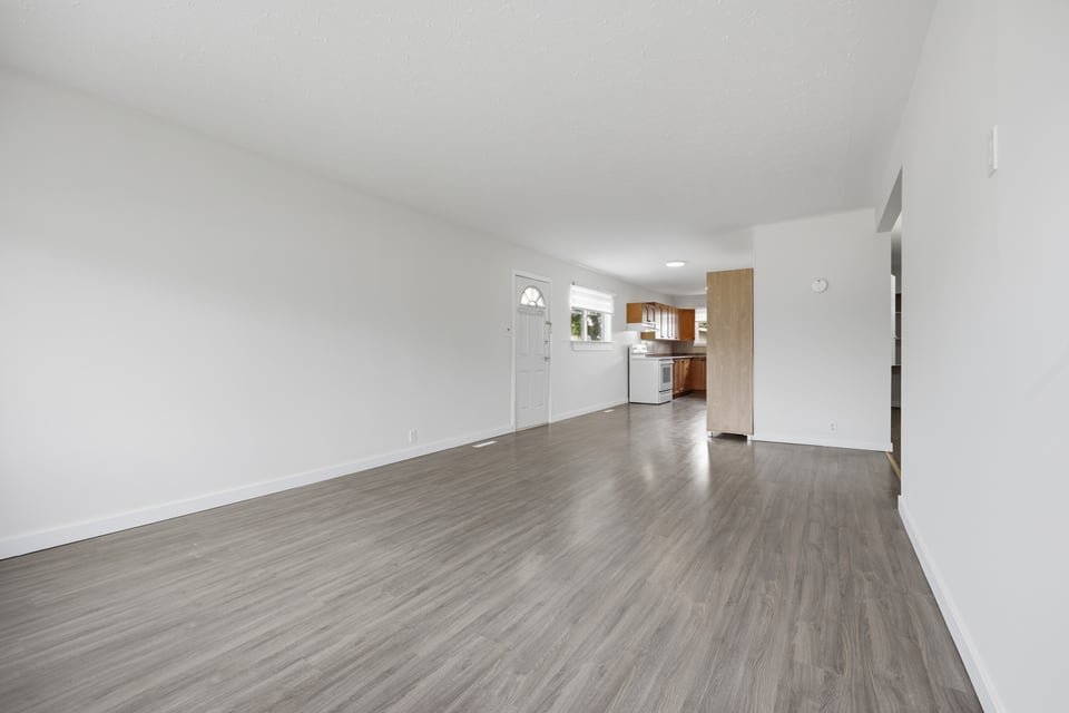9948 163 Street Northwest - Photo 14