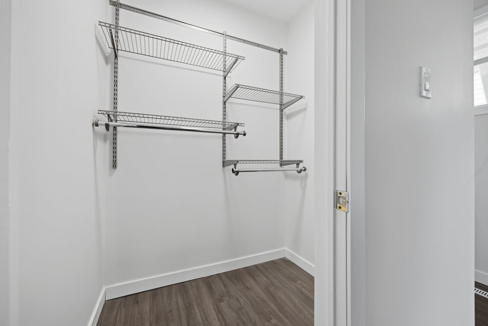 9948 163 Street Northwest - Photo 18