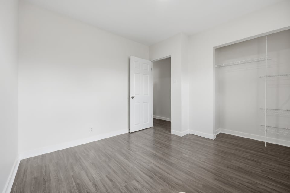 9948 163 Street Northwest - Photo 23