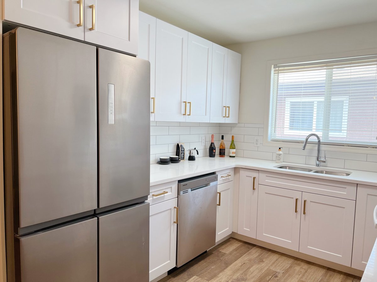 10830 51 Avenue Northwest - Photo 2