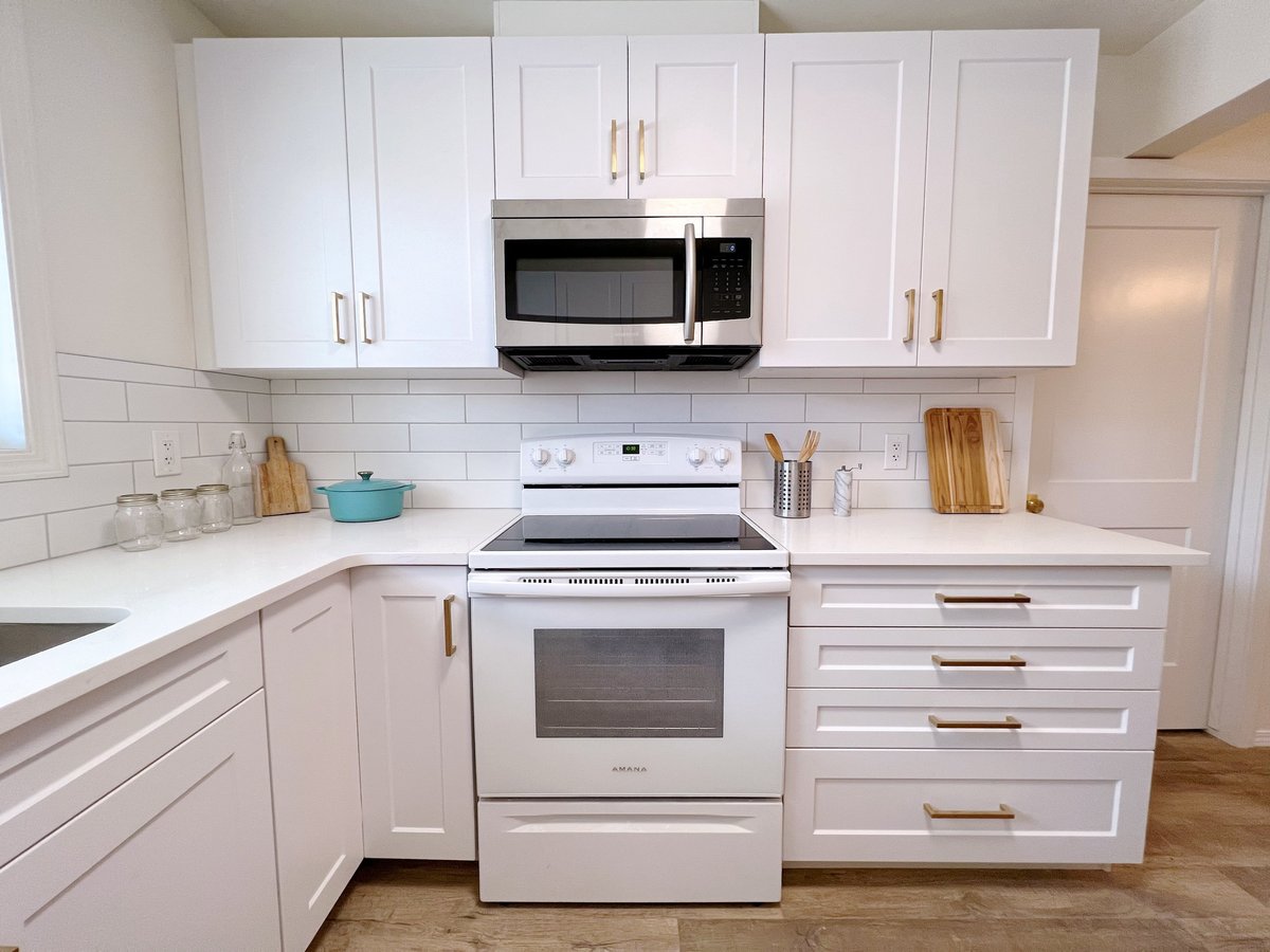 10830 51 Avenue Northwest - Photo 3