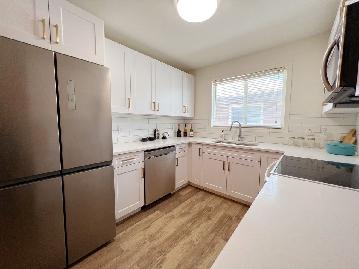 10830 51 Avenue Northwest - Photo 5