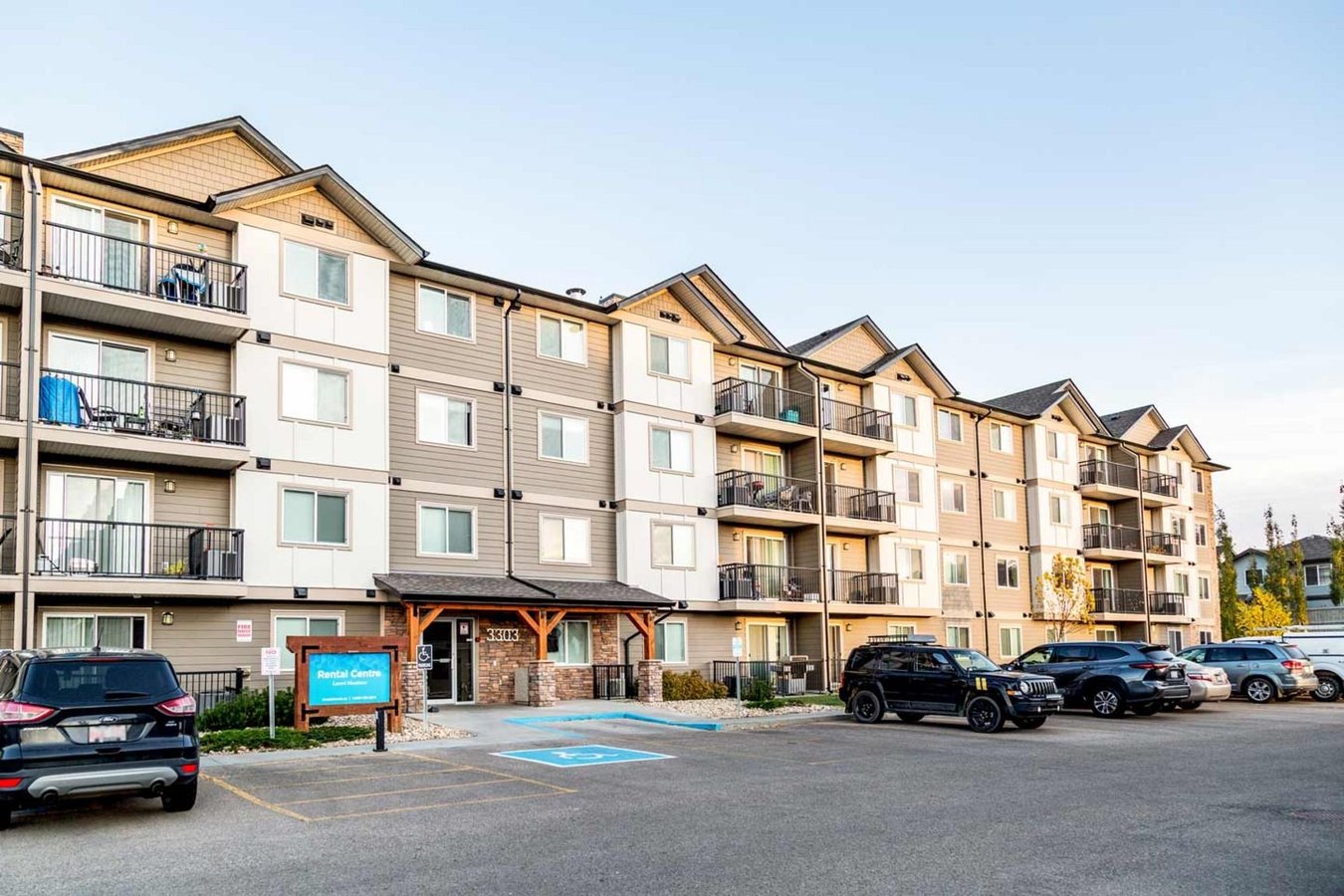 Rentals.ca ) Laurel Edmonton Apartments, Condos and Houses For Rent