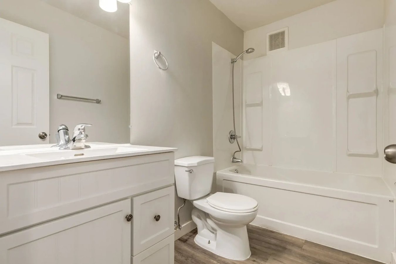 Shannon Villa - Photo 13