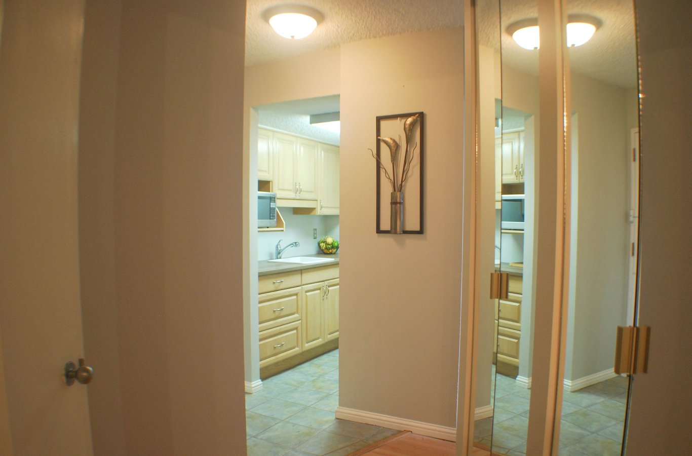 13910 Stony Plain Road - Photo 10