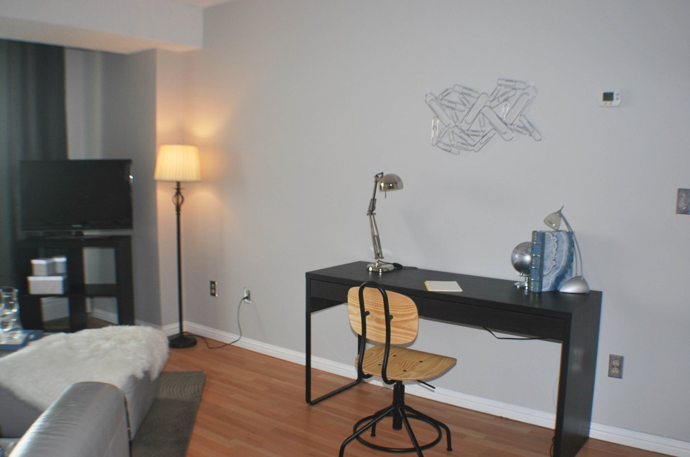 13910 Stony Plain Road - Photo 5
