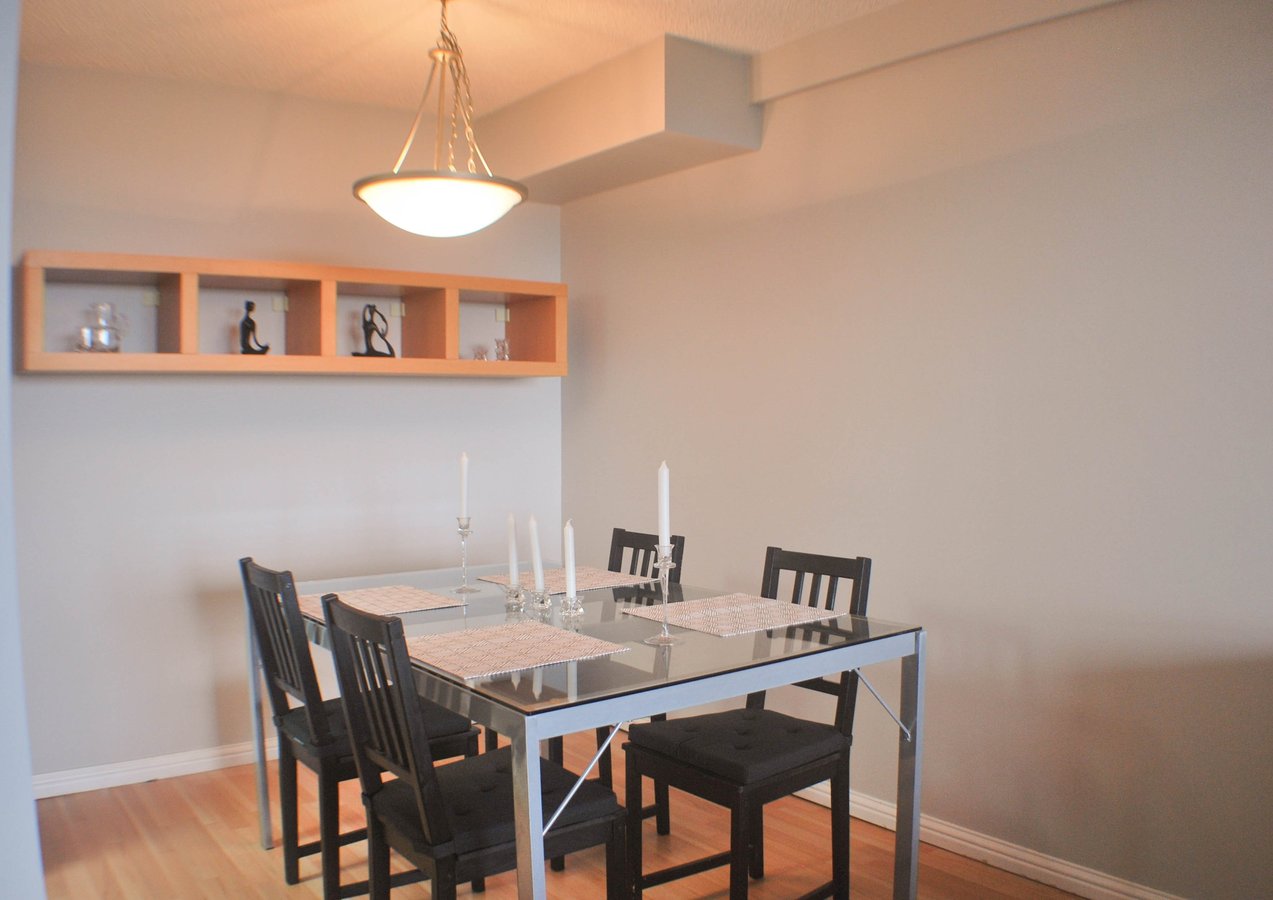 13910 Stony Plain Road - Photo 4