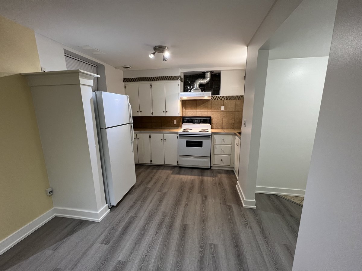 10336 77 Street Northwest - Photo 2